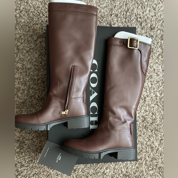 Brand new Coach Leather boot, size 7,5 walnut/brown - Picture 6 of 7